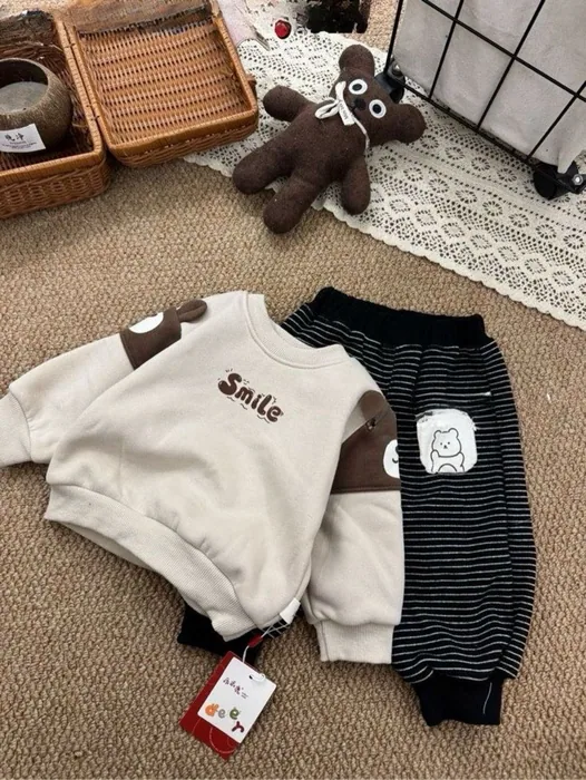 One-piece fleece suit — 6/29
