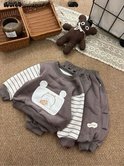 One-piece fleece suit — 19/29