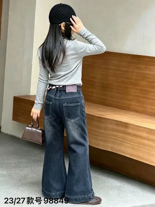QQMD all-in-one fleece denim — 27/30