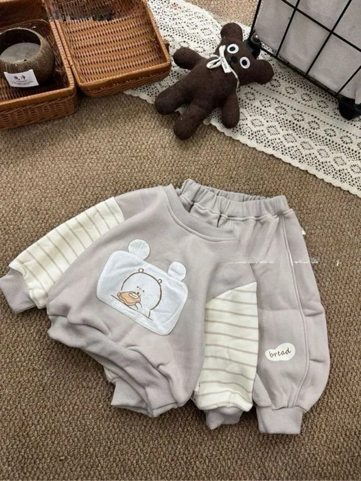 One-piece fleece suit — 18/29